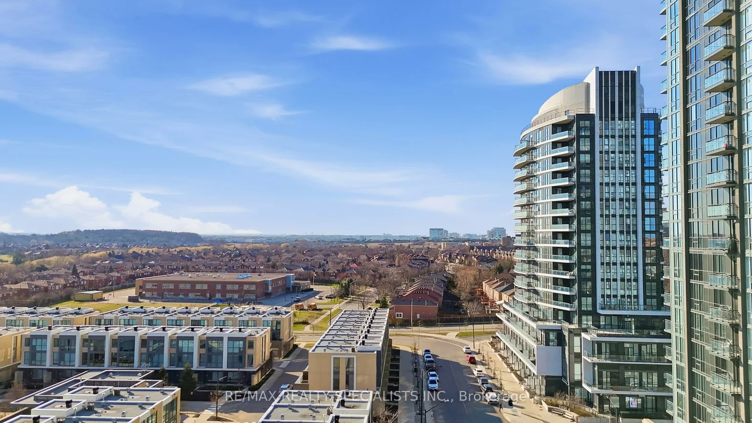 65, Watergarden, Hurontario, Mississauga