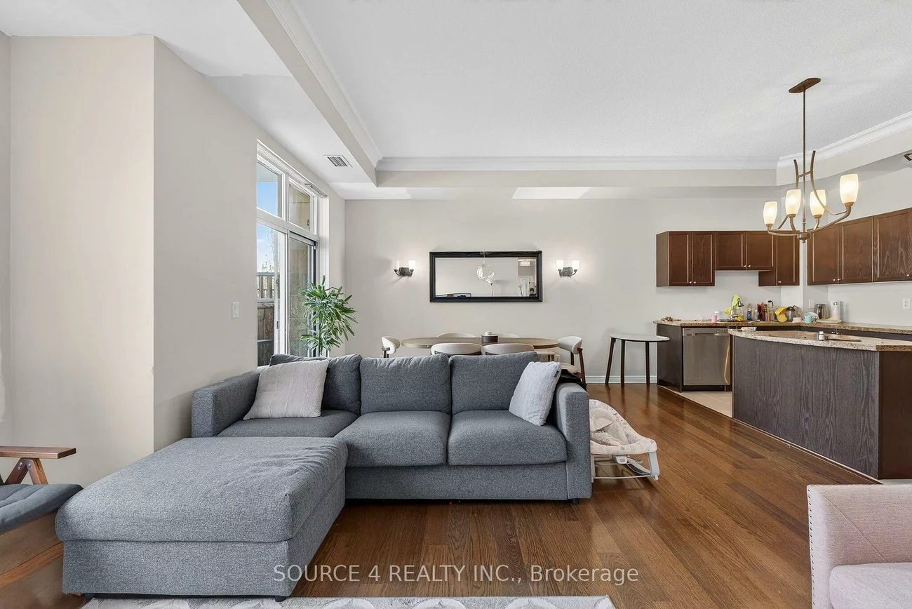 483, Faith, Hurontario, Mississauga