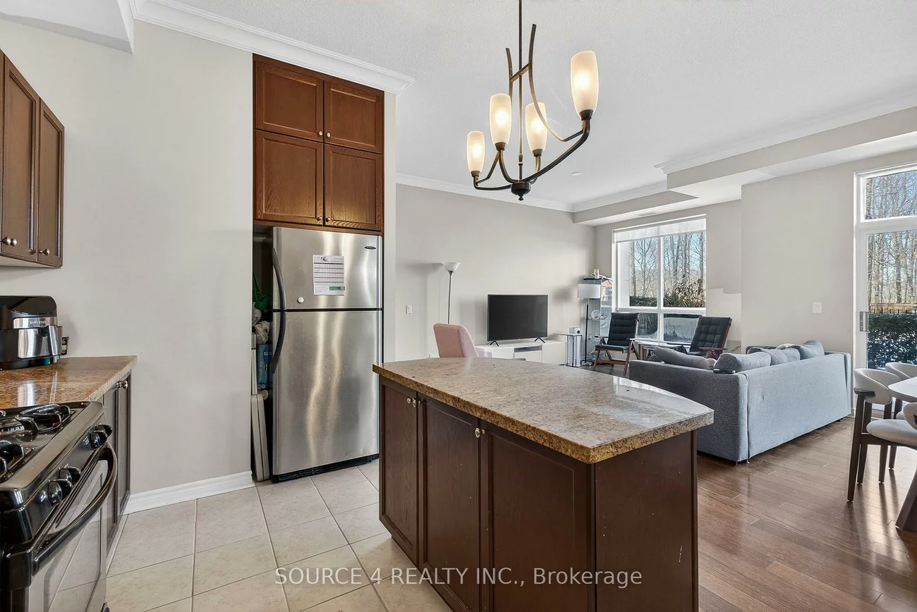 483, Faith, Hurontario, Mississauga