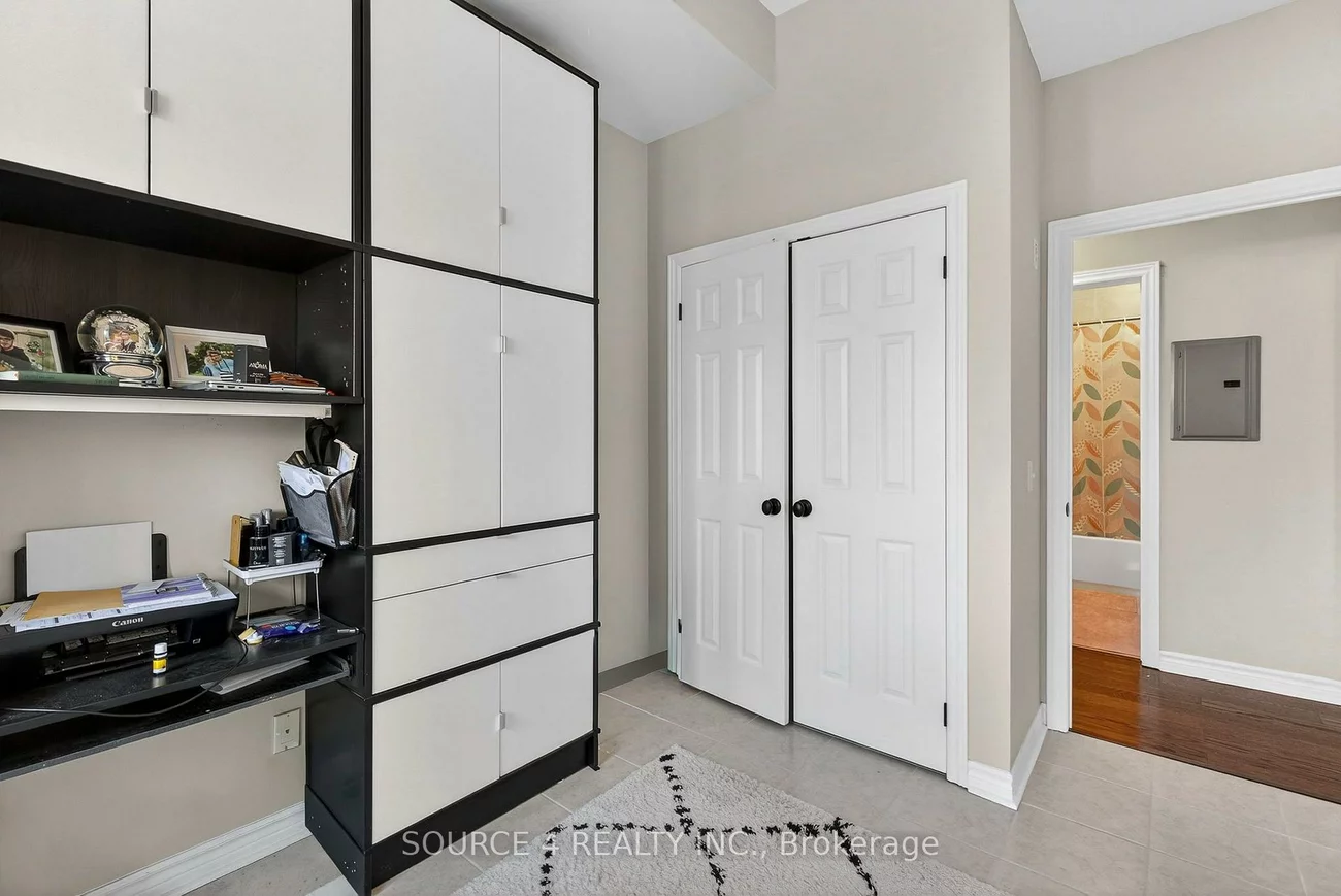 483, Faith, Hurontario, Mississauga
