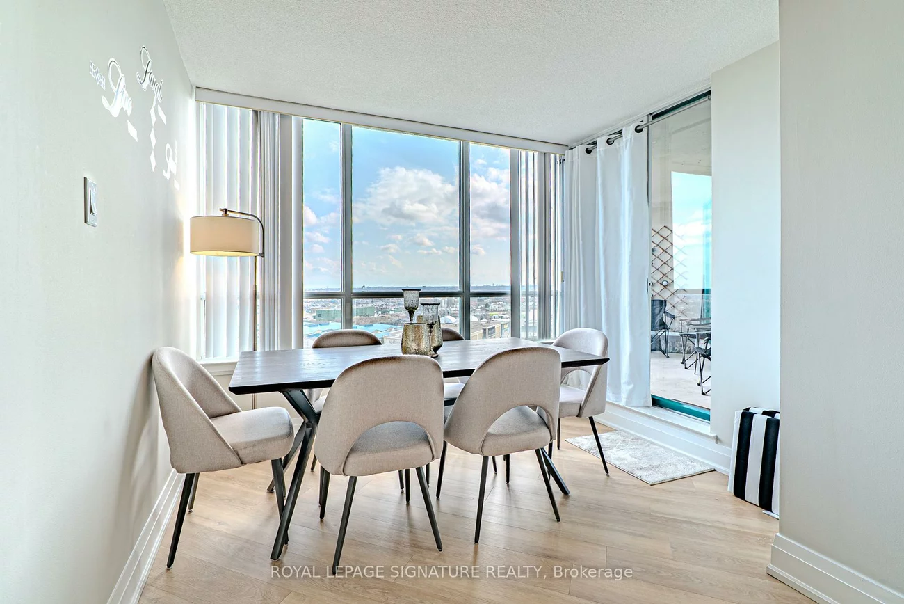 550, Webb, City Centre, Mississauga