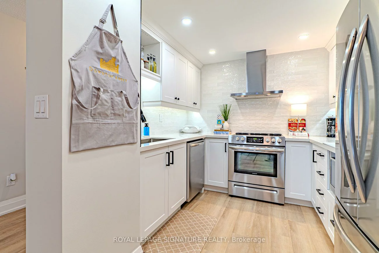 550, Webb, City Centre, Mississauga