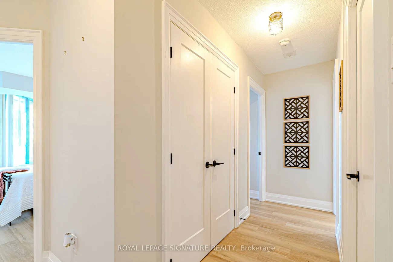 550, Webb, City Centre, Mississauga