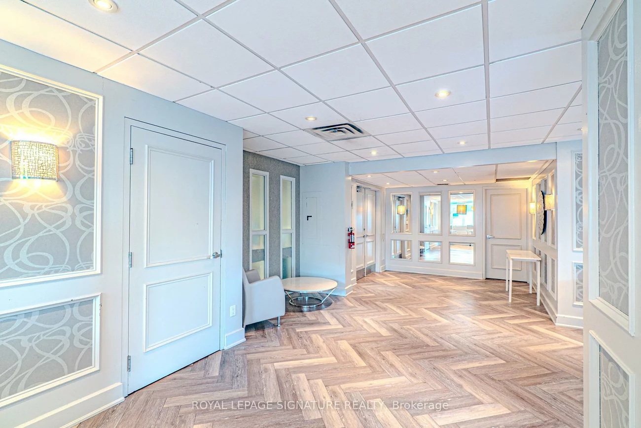 550, Webb, City Centre, Mississauga