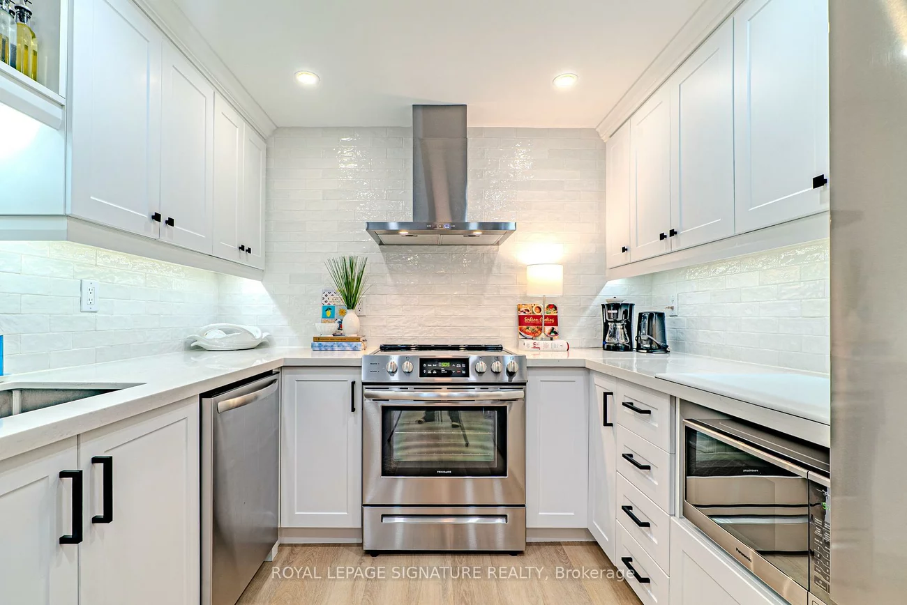 550, Webb, City Centre, Mississauga