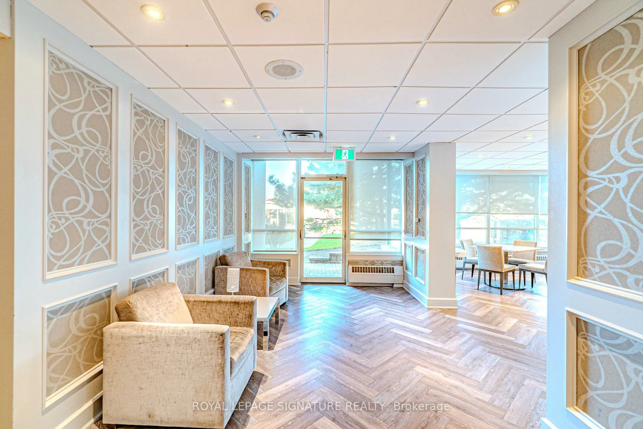 550, Webb, City Centre, Mississauga