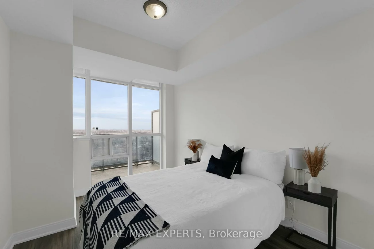 80, Absolute, City Centre, Mississauga