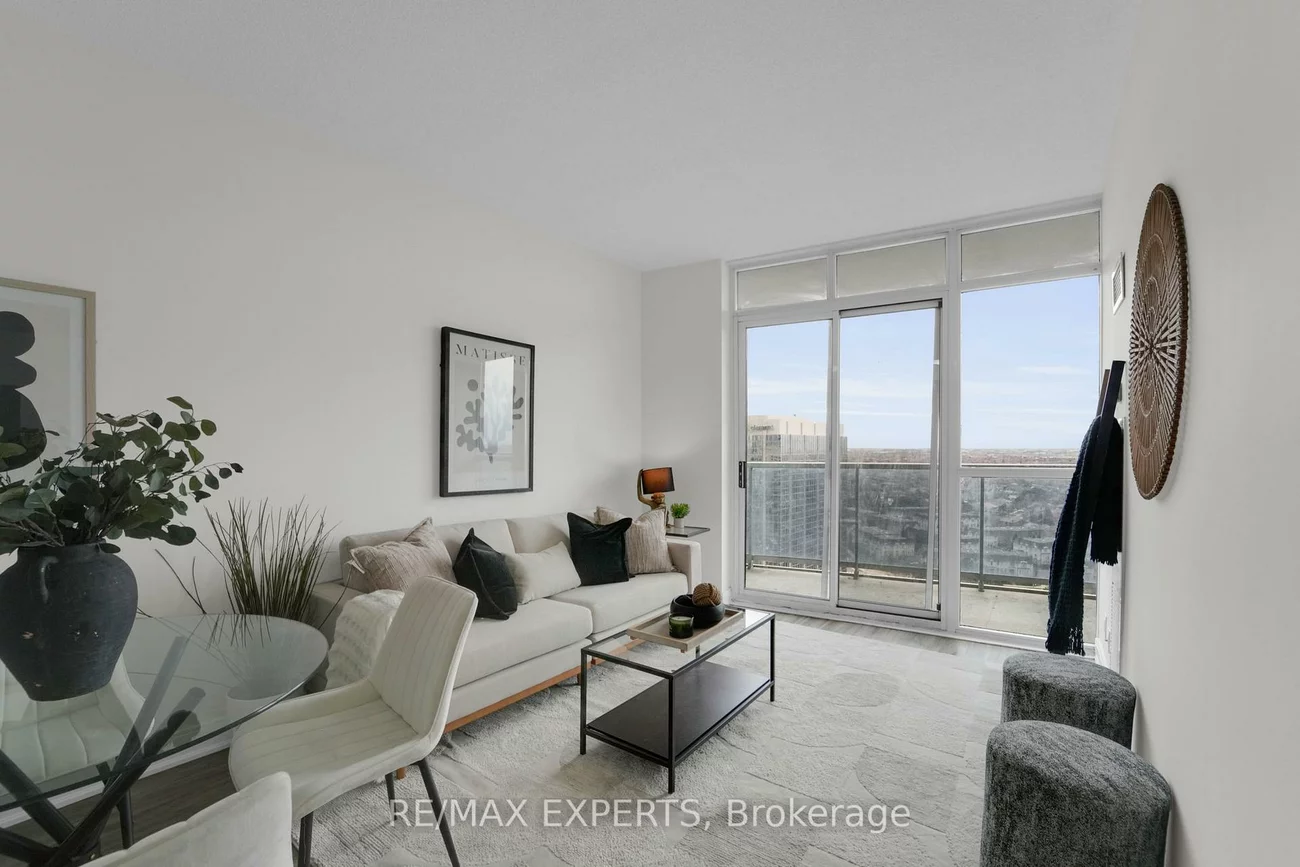 80, Absolute, City Centre, Mississauga