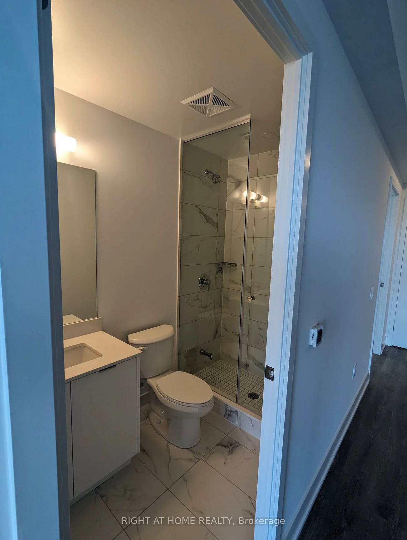 202, Burnhamthorpe, Mississauga Valleys, Mississauga