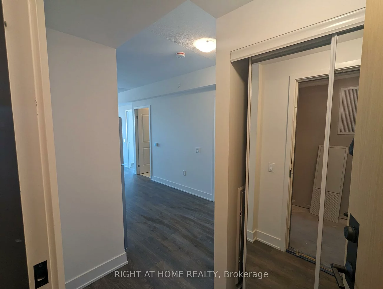 202, Burnhamthorpe, Mississauga Valleys, Mississauga