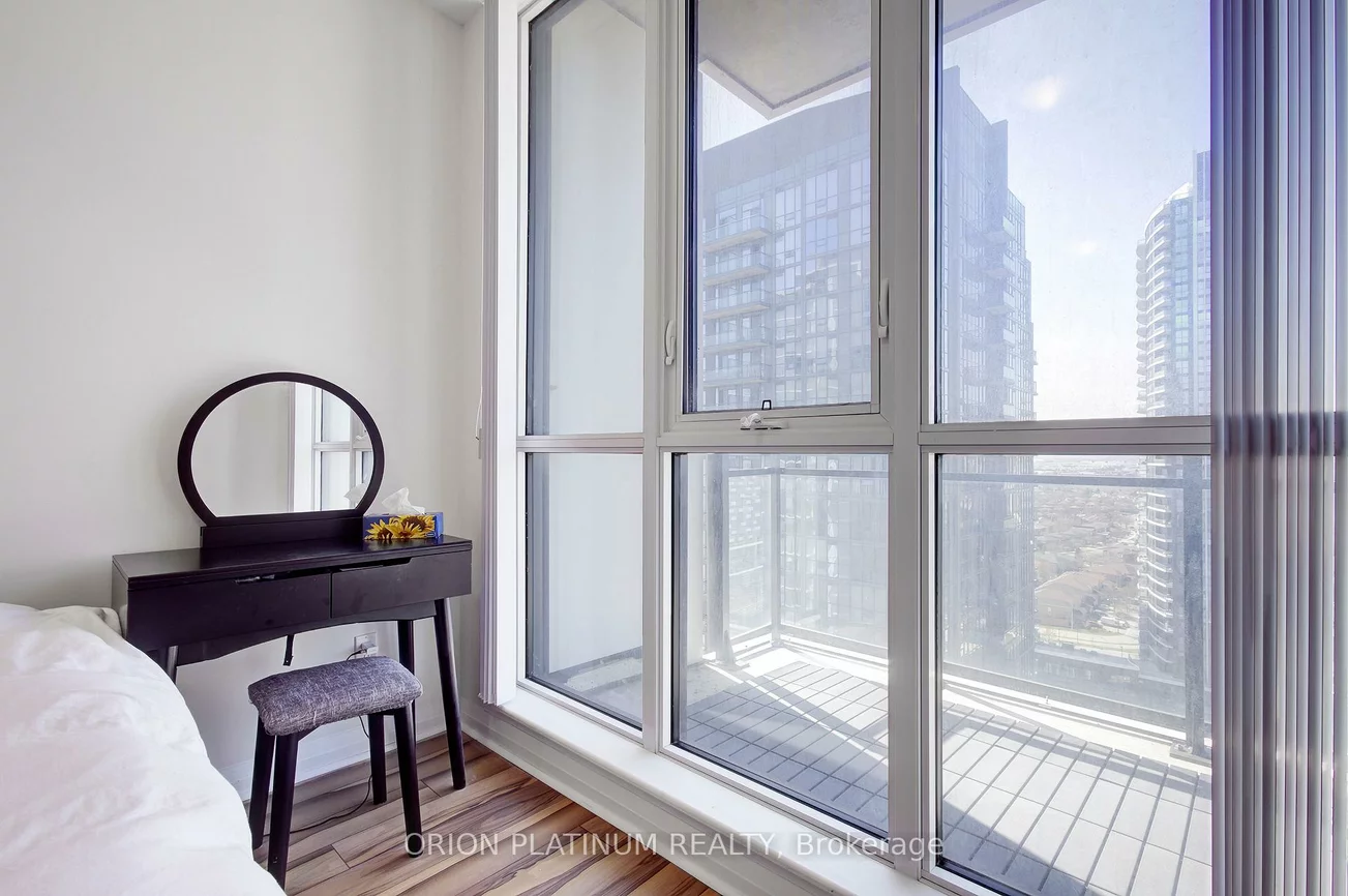 55, Eglinton, Hurontario, Mississauga