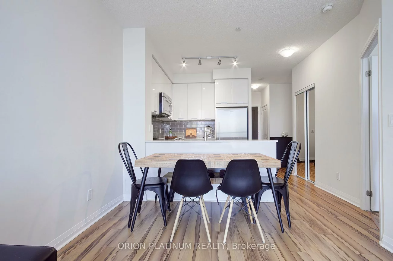 55, Eglinton, Hurontario, Mississauga