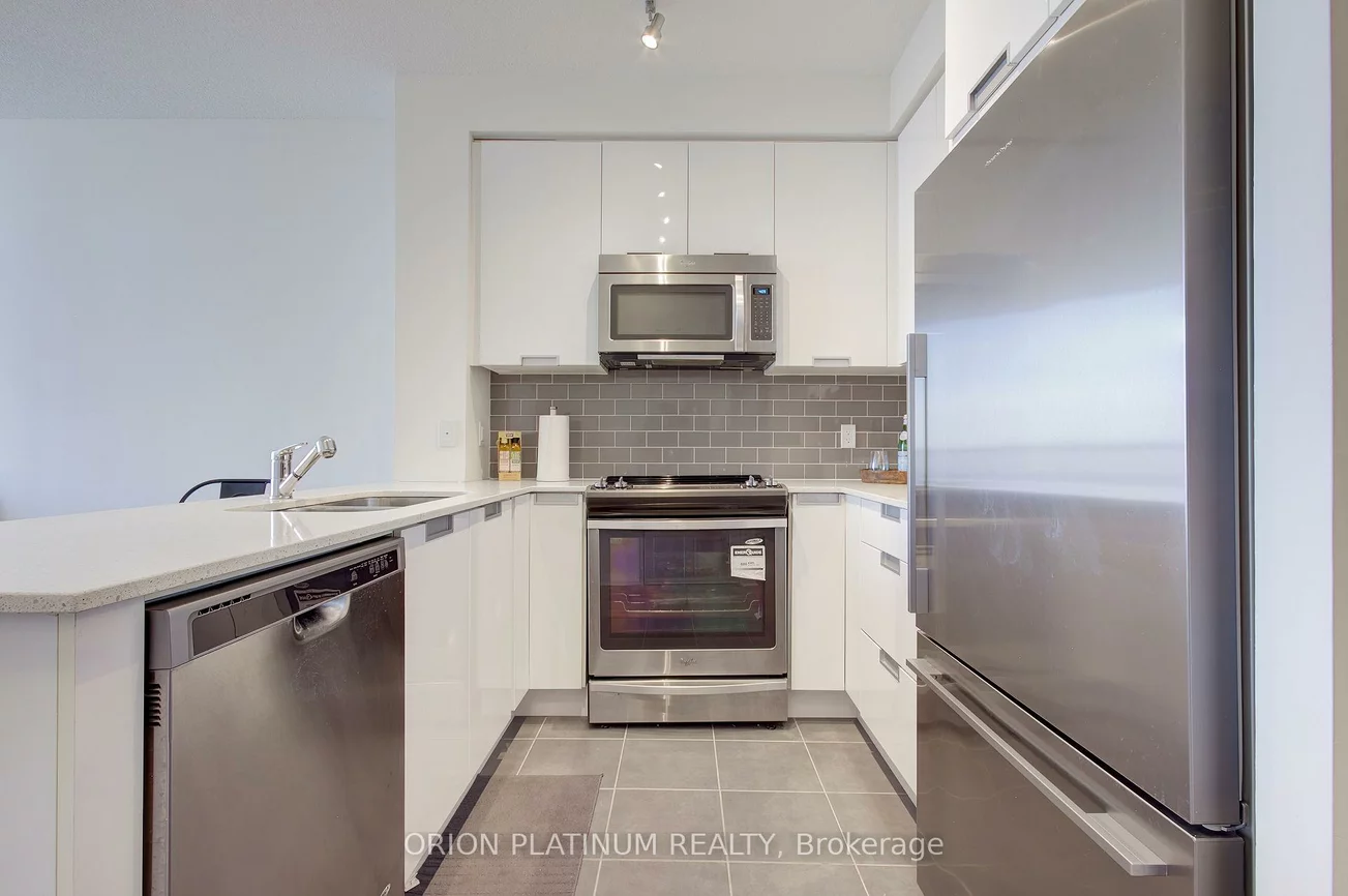 55, Eglinton, Hurontario, Mississauga