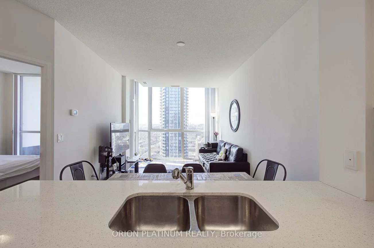 55, Eglinton, Hurontario, Mississauga