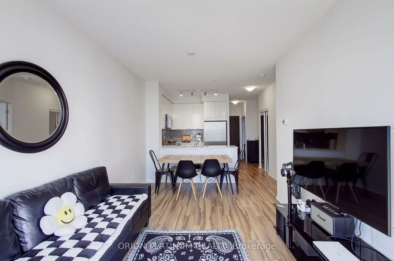 55, Eglinton, Hurontario, Mississauga