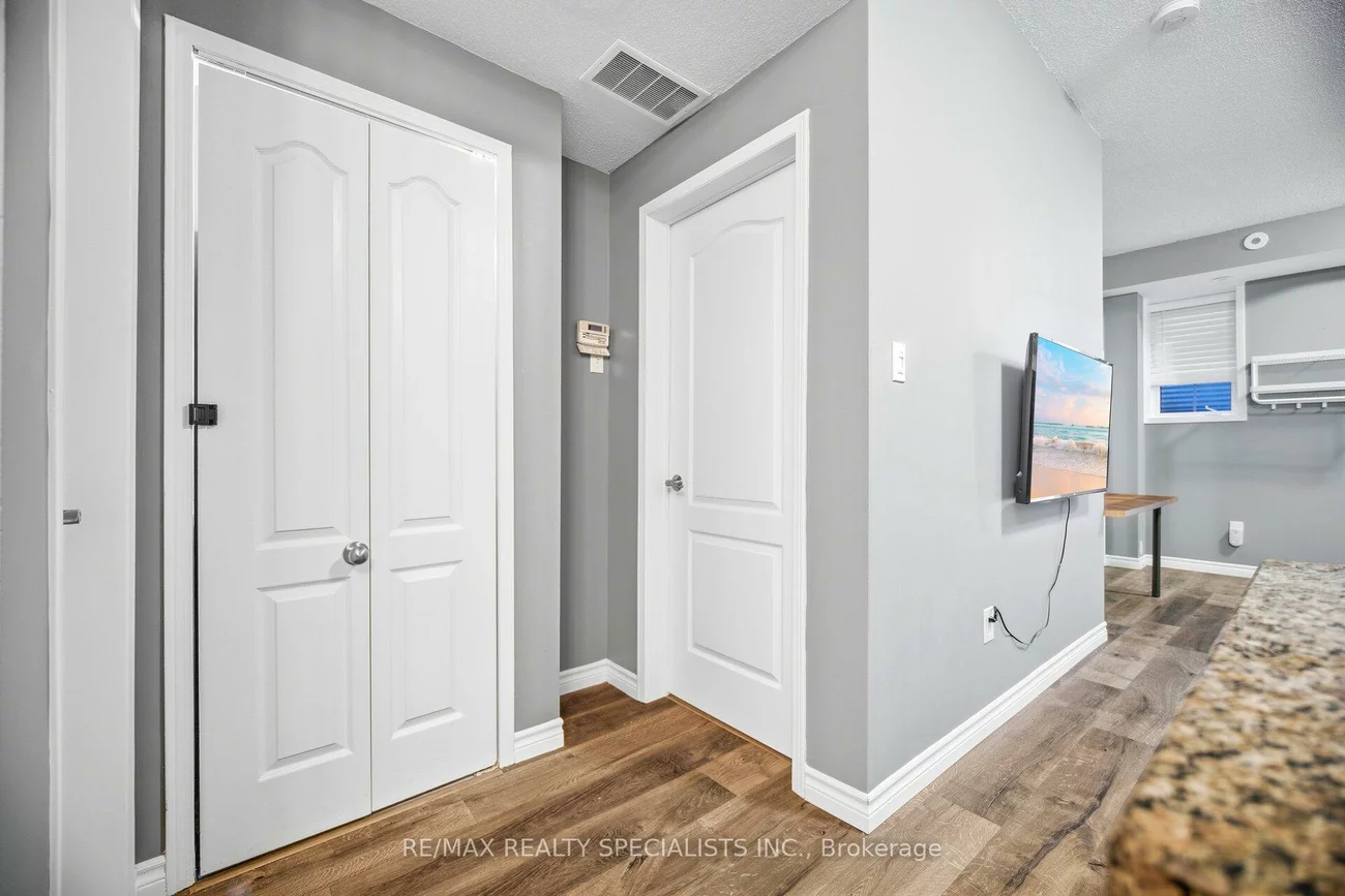 601, Shoreline, Cooksville, Mississauga