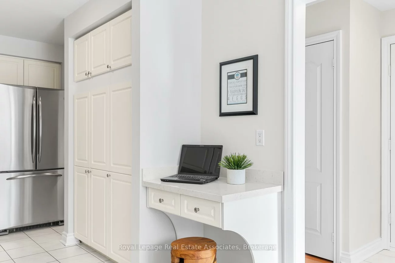 5480, Glen Erin, Central Erin Mills, Mississauga