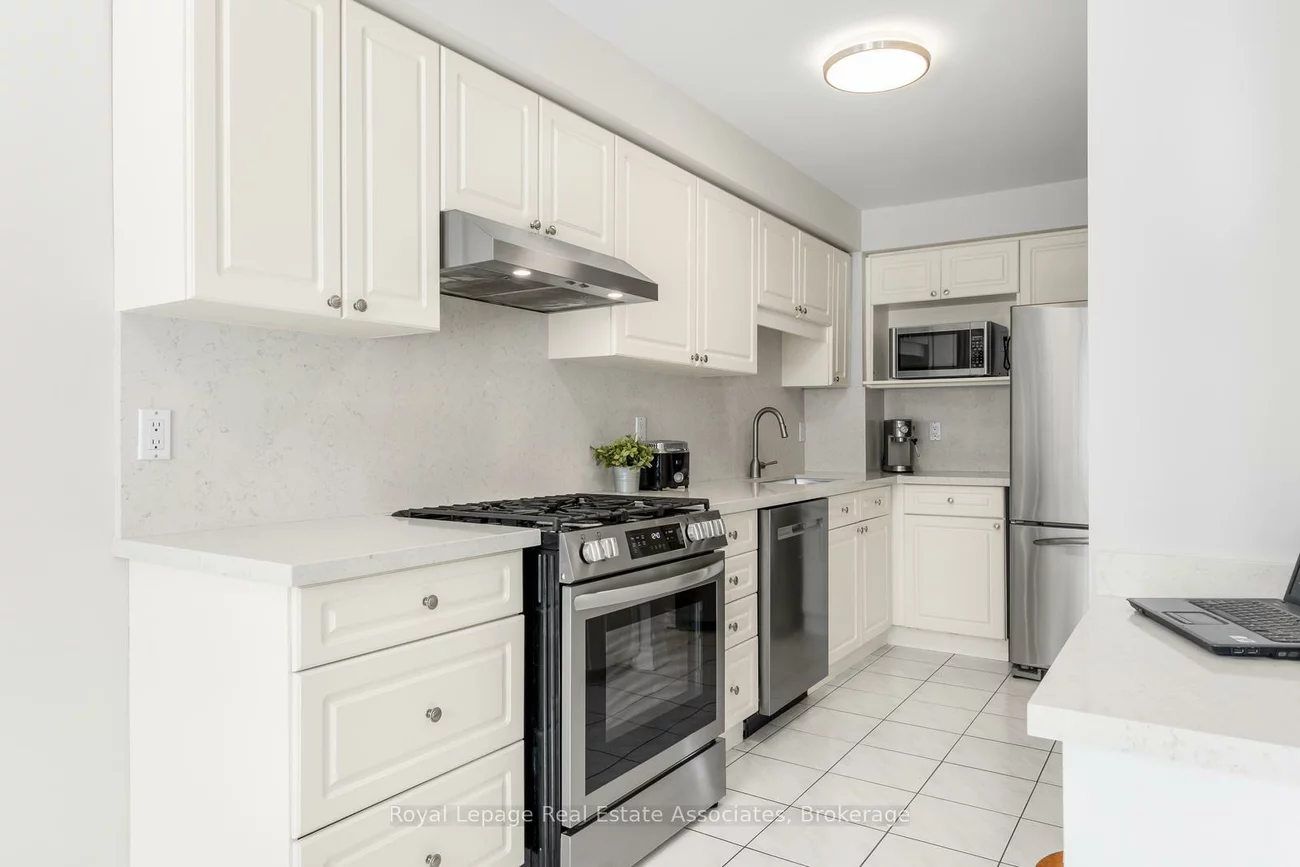 5480, Glen Erin, Central Erin Mills, Mississauga