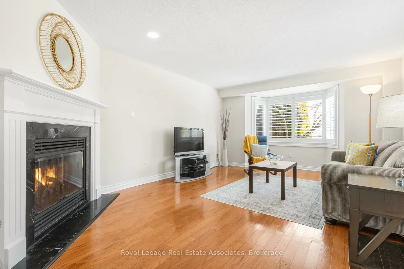 5480, Glen Erin, Central Erin Mills, Mississauga