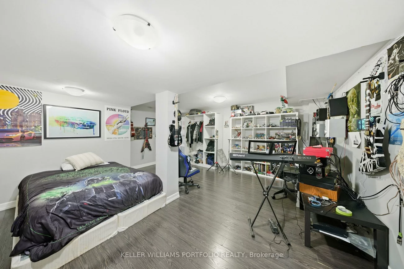 1588, South Parade, East Credit, Mississauga