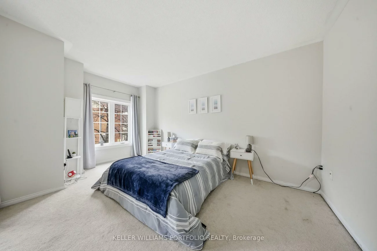 1588, South Parade, East Credit, Mississauga