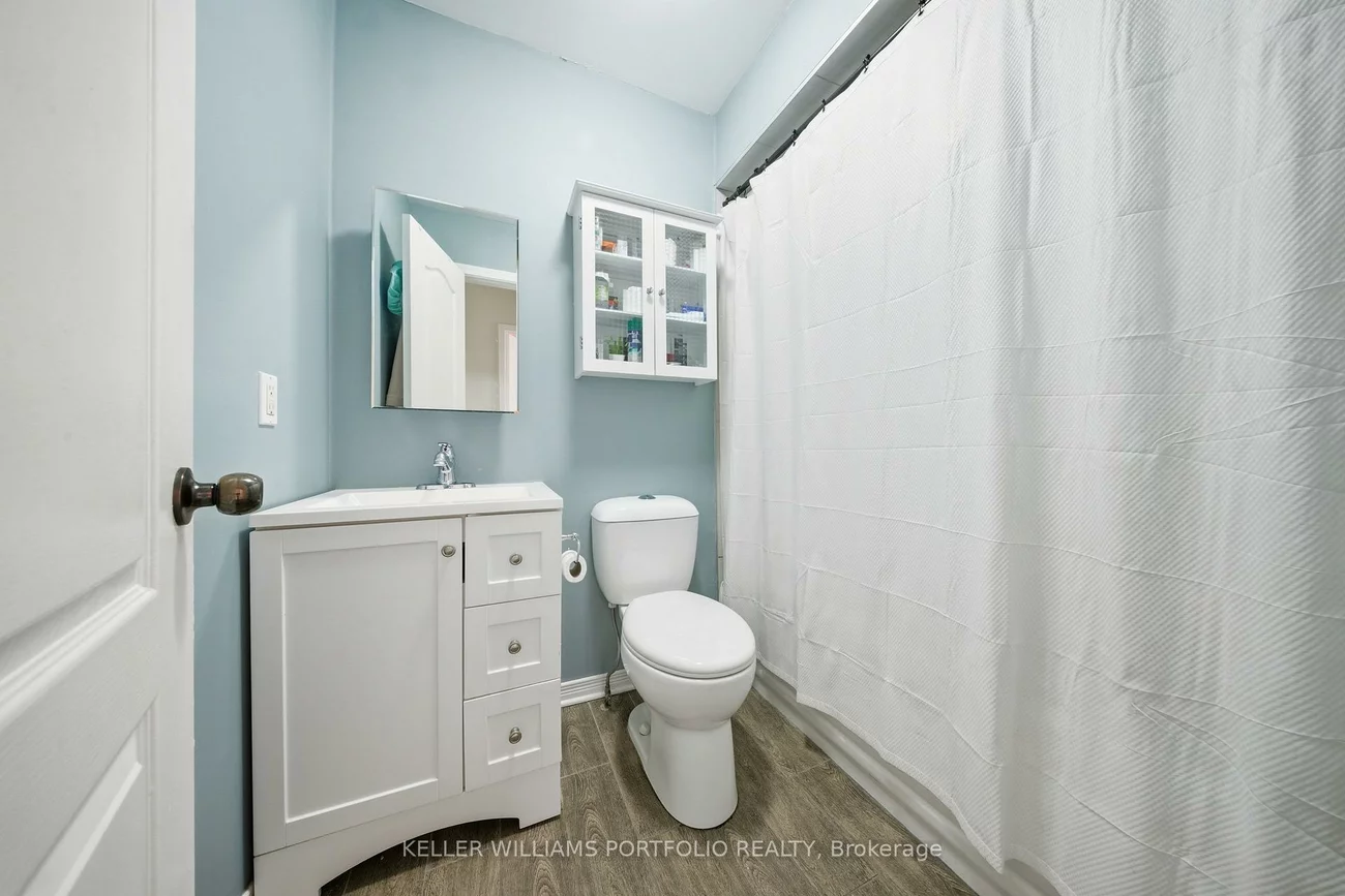 1588, South Parade, East Credit, Mississauga