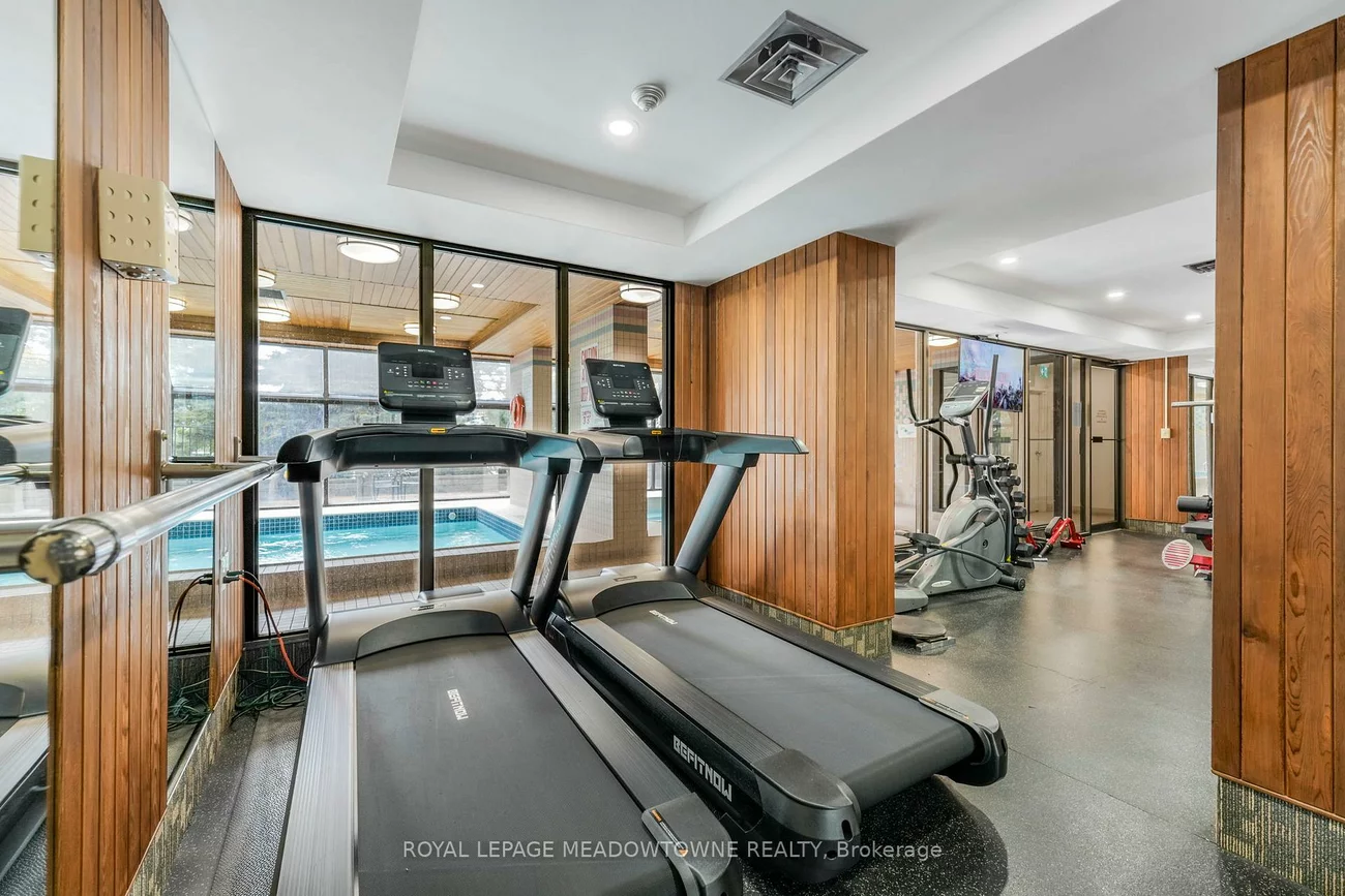 4235, Sherwoodtowne, City Centre, Mississauga