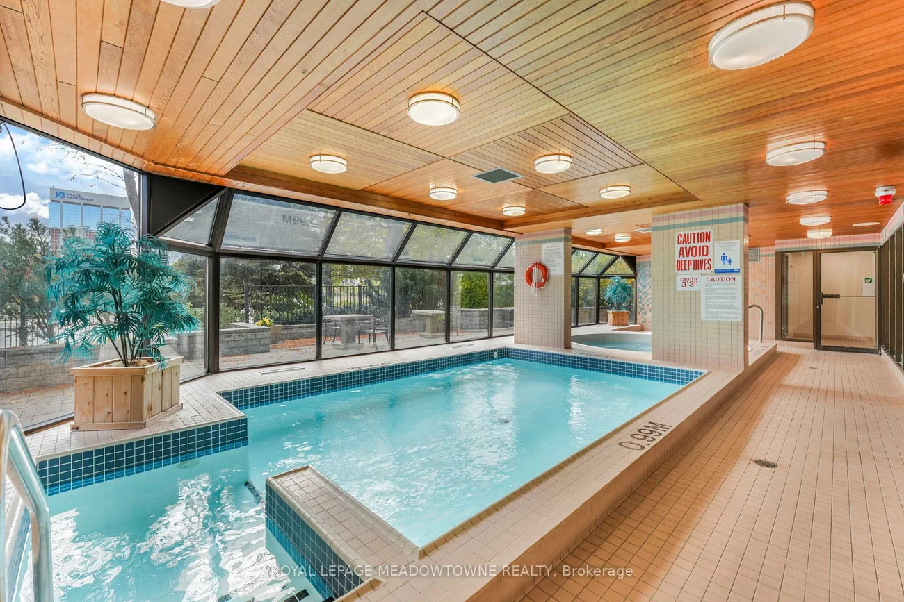 4235, Sherwoodtowne, City Centre, Mississauga