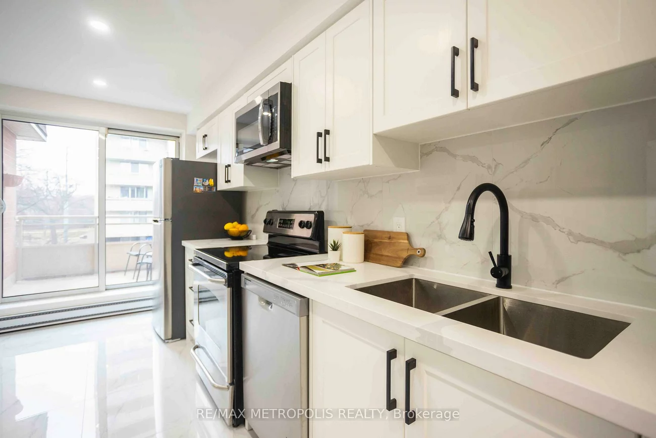 2170, Bromsgrove, Clarkson, Mississauga