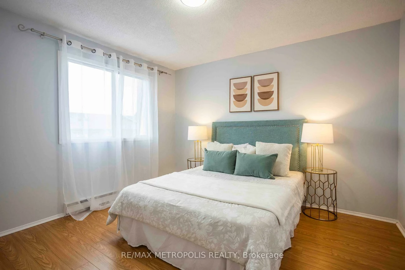 2170, Bromsgrove, Clarkson, Mississauga