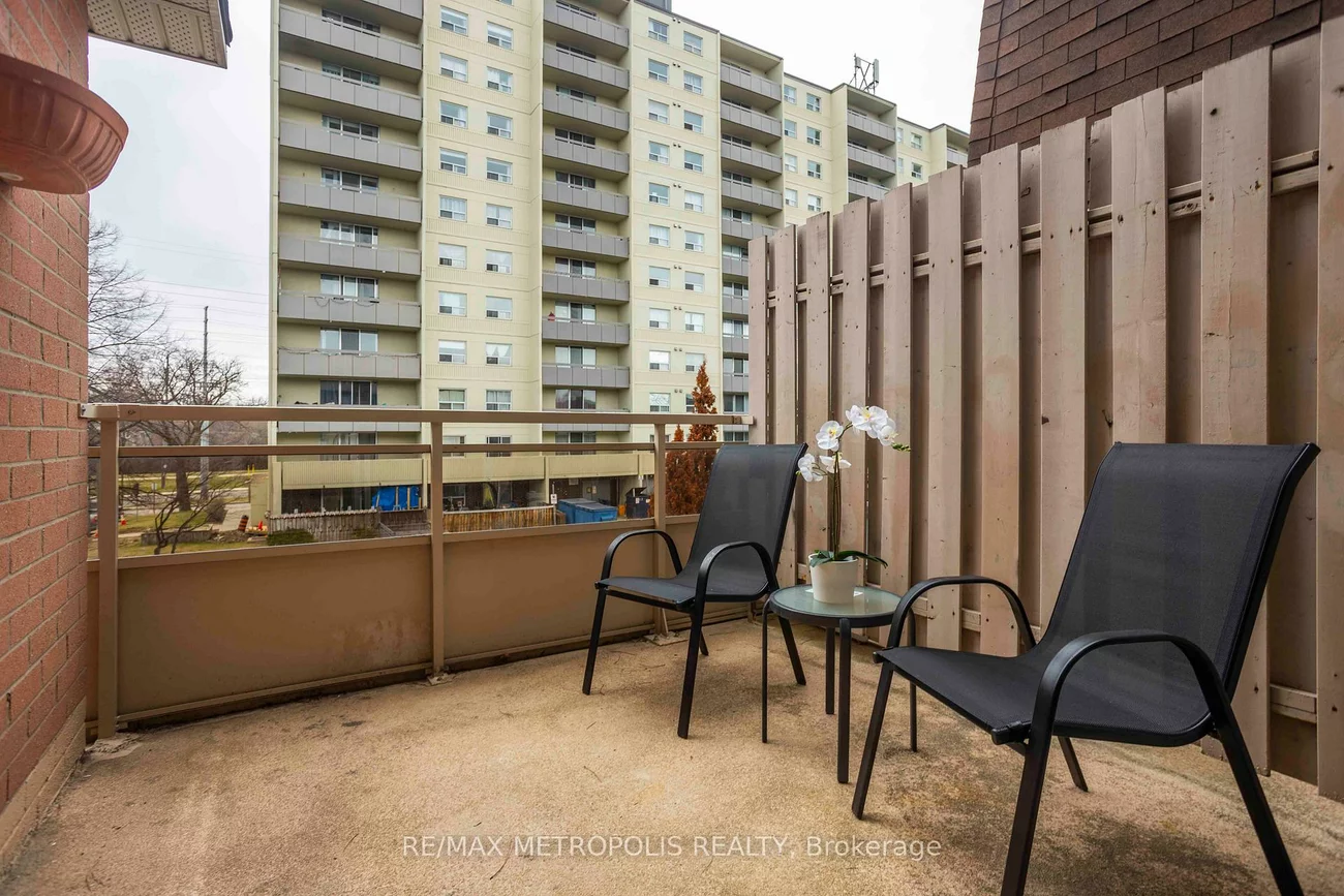 2170, Bromsgrove, Clarkson, Mississauga