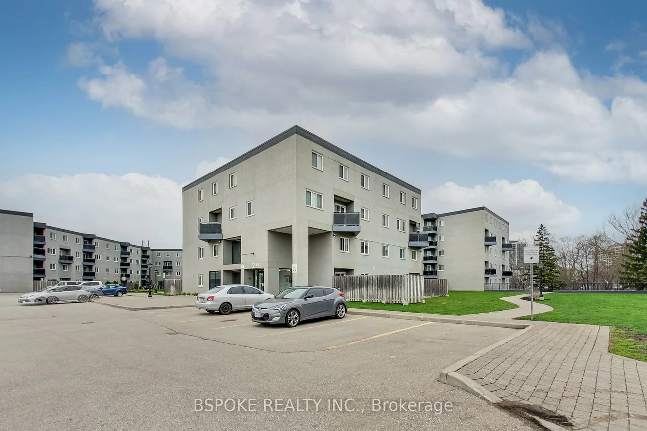 2001, Bonnymede, Clarkson, Mississauga