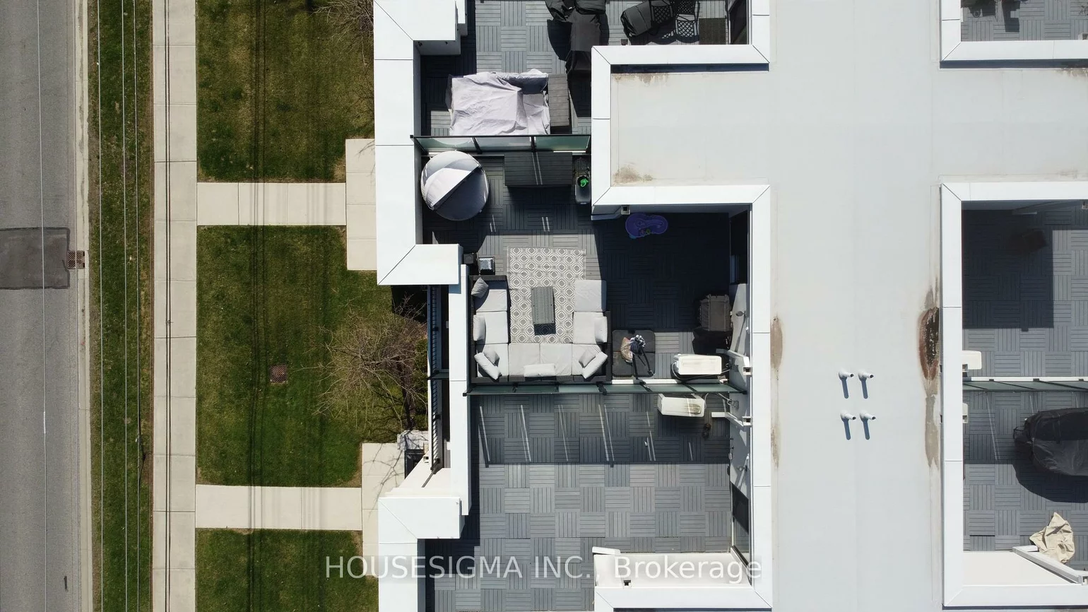 1190, Cawthra, Mineola, Mississauga