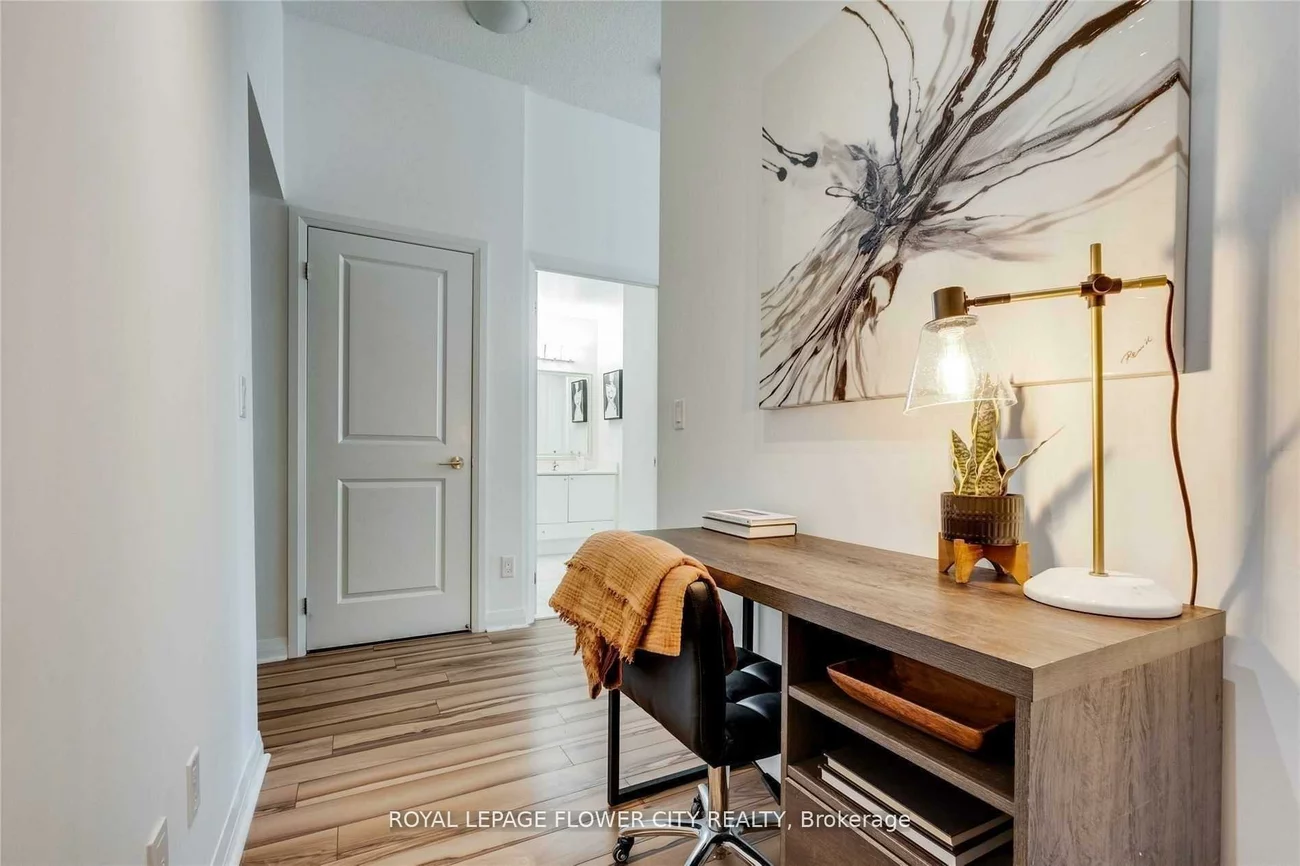 55, Eglinton, Hurontario, Mississauga