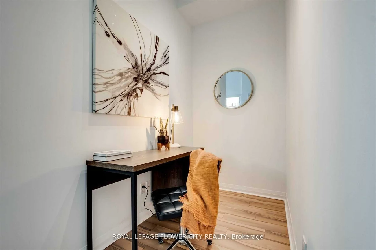 55, Eglinton, Hurontario, Mississauga
