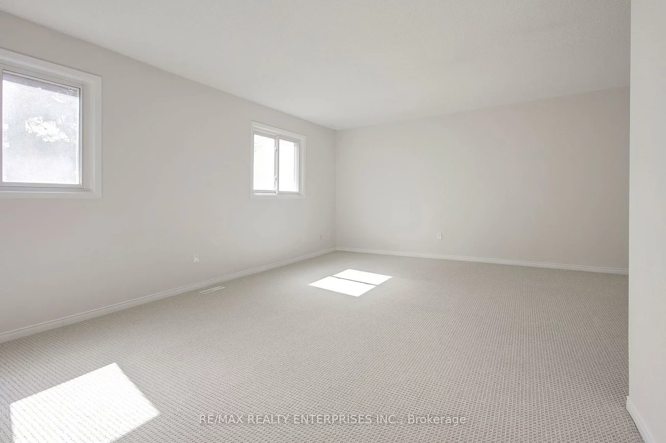 2355, Fifth, Sheridan, Mississauga