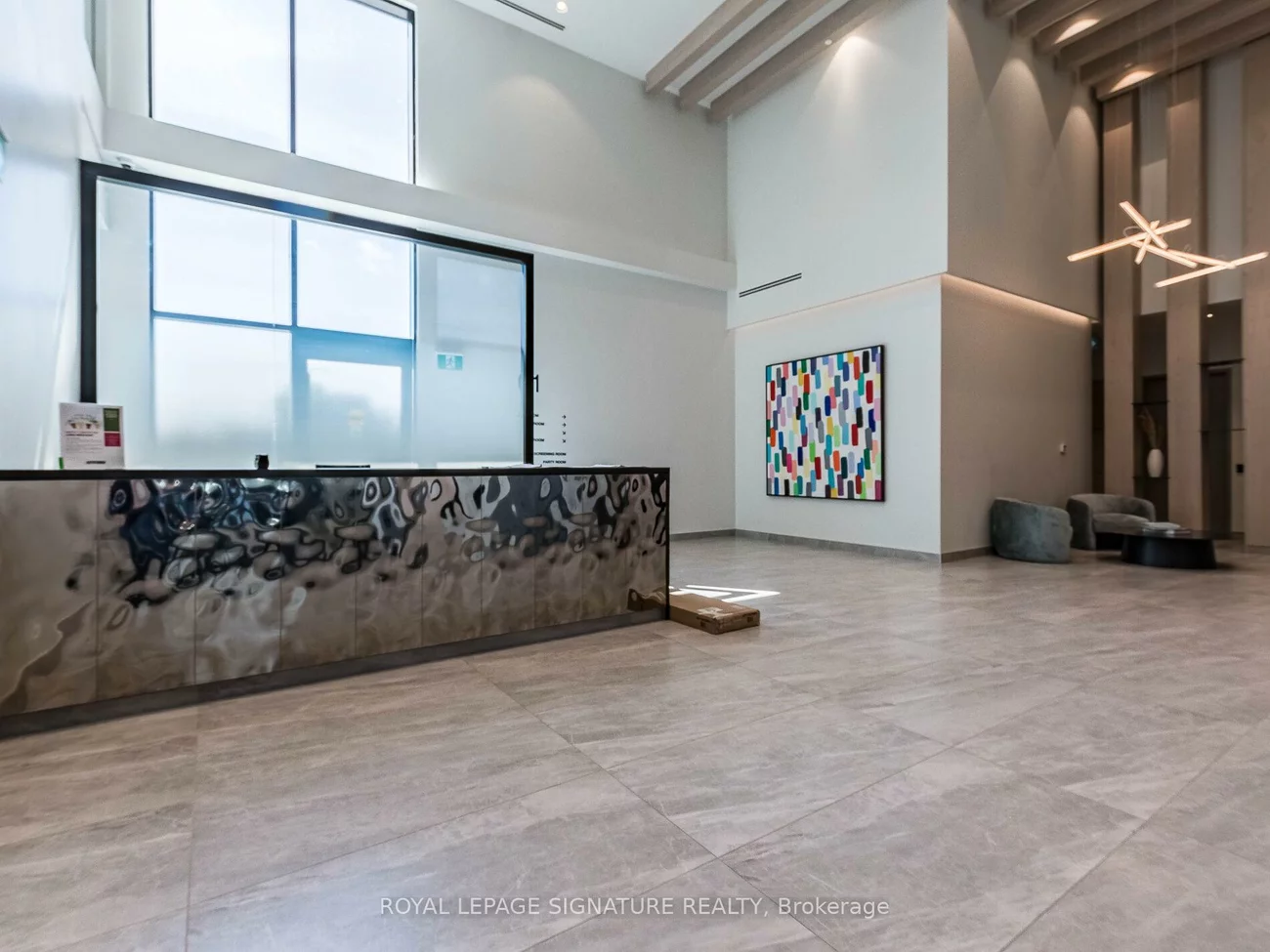 86, Dundas, Cooksville, Mississauga
