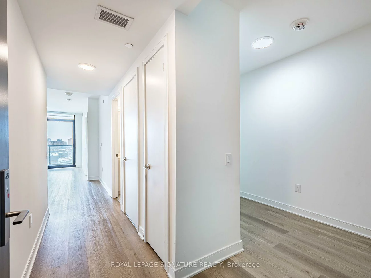 86, Dundas, Cooksville, Mississauga