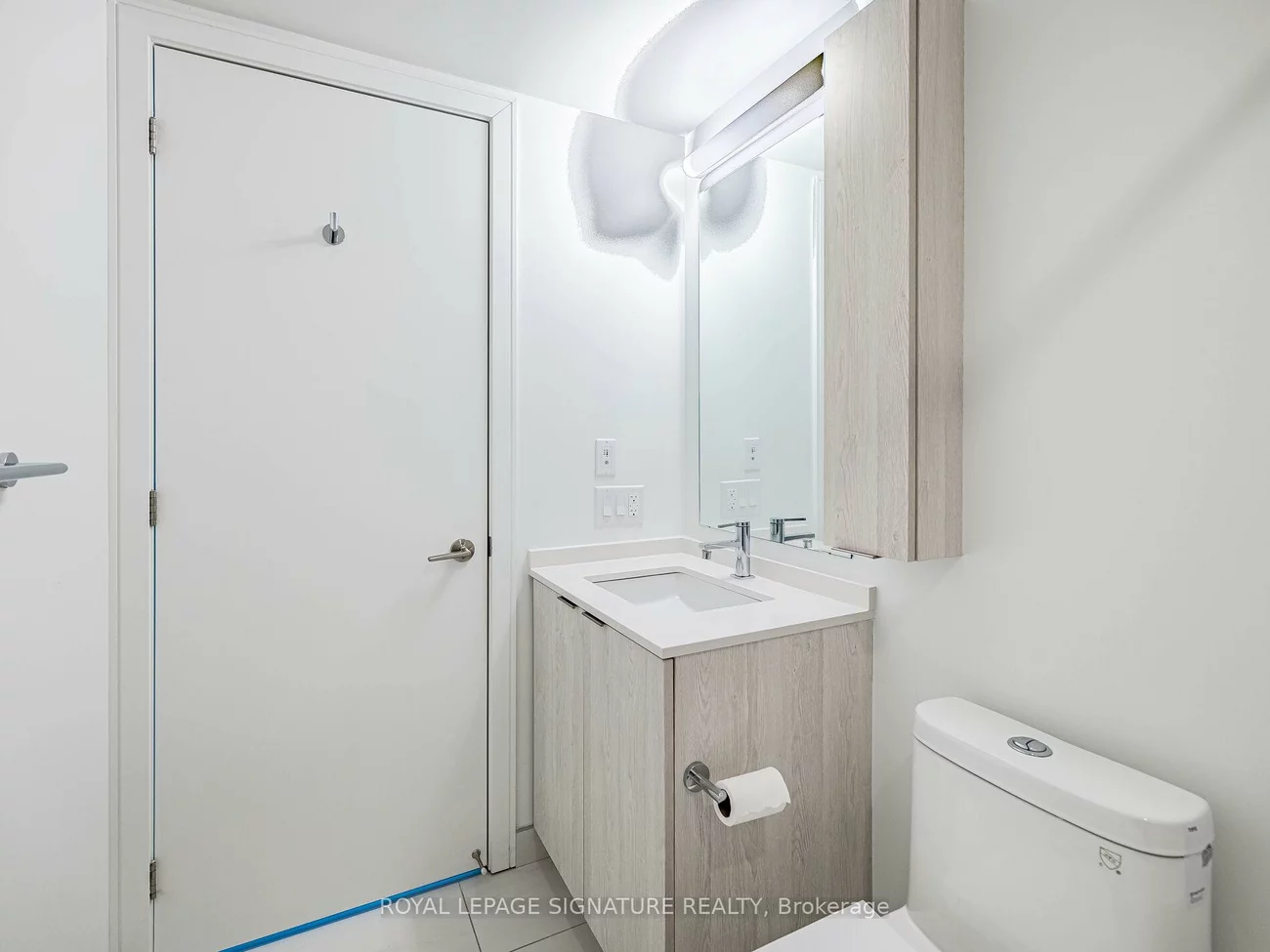 86, Dundas, Cooksville, Mississauga