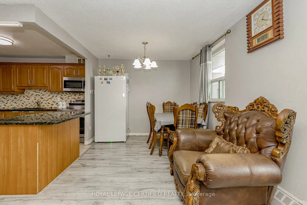 3577, Derry, Malton, Mississauga