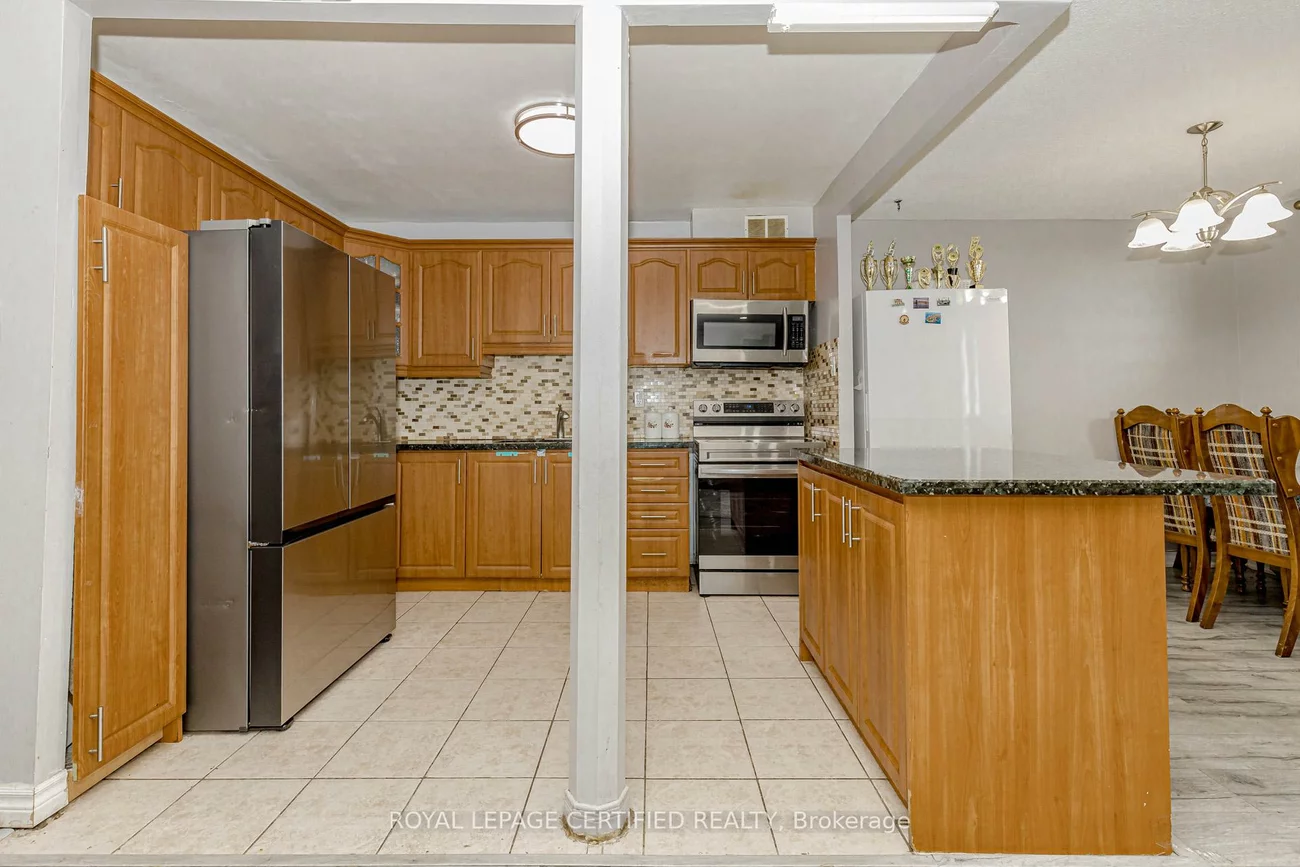 3577, Derry, Malton, Mississauga