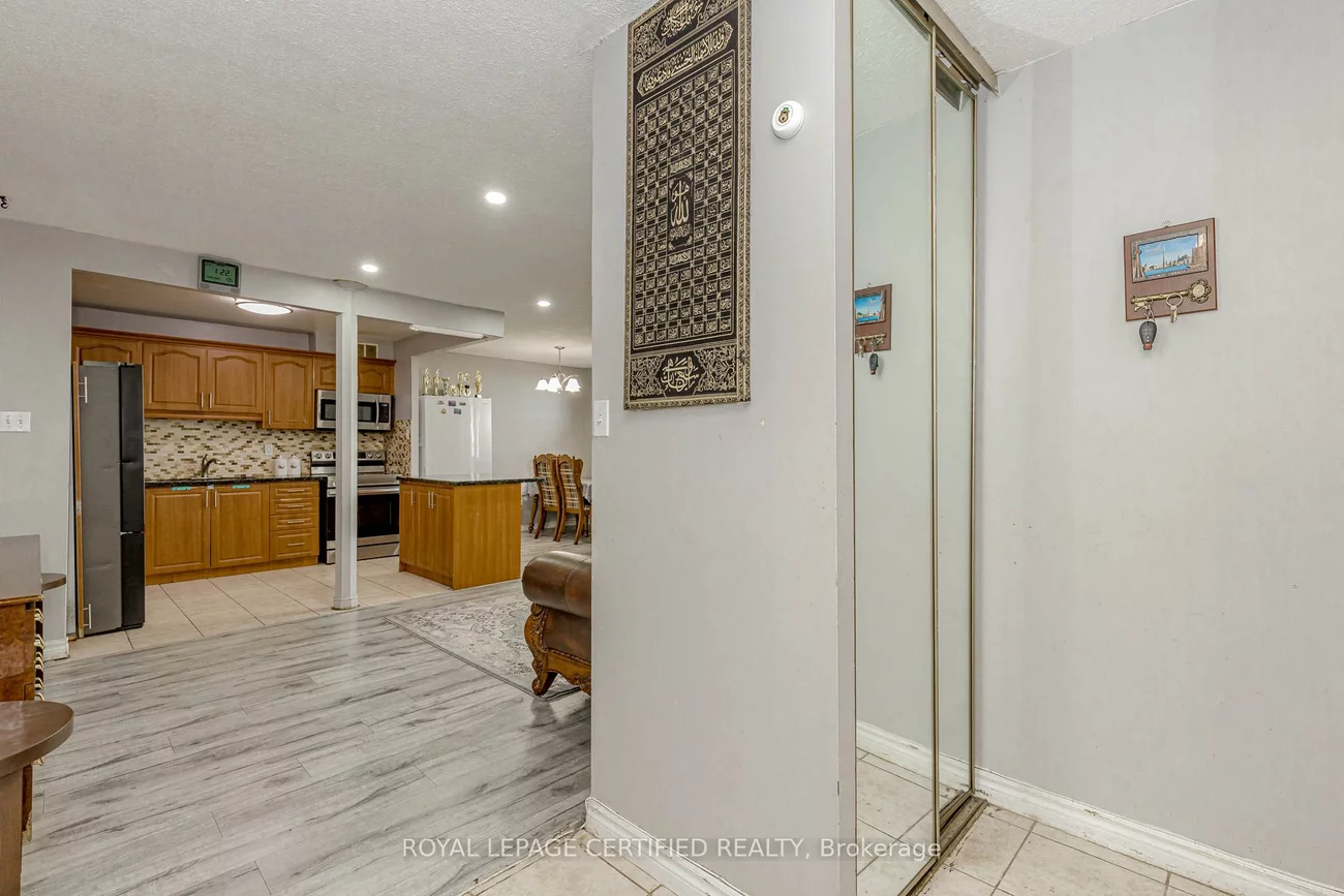 3577, Derry, Malton, Mississauga