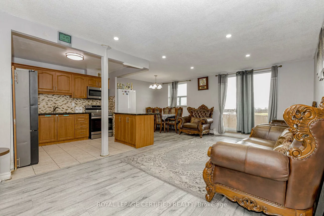 3577, Derry, Malton, Mississauga