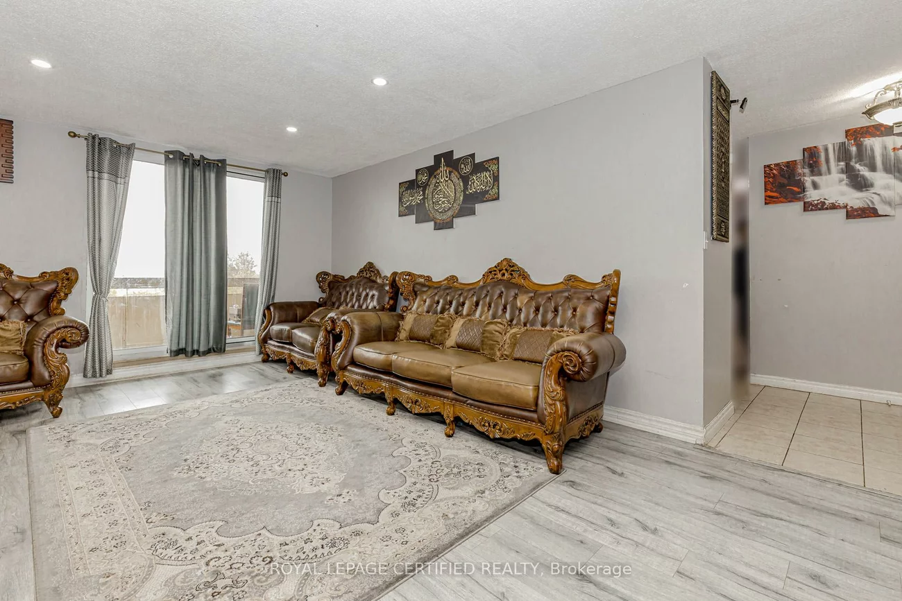 3577, Derry, Malton, Mississauga