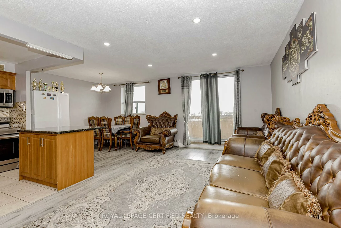 3577, Derry, Malton, Mississauga