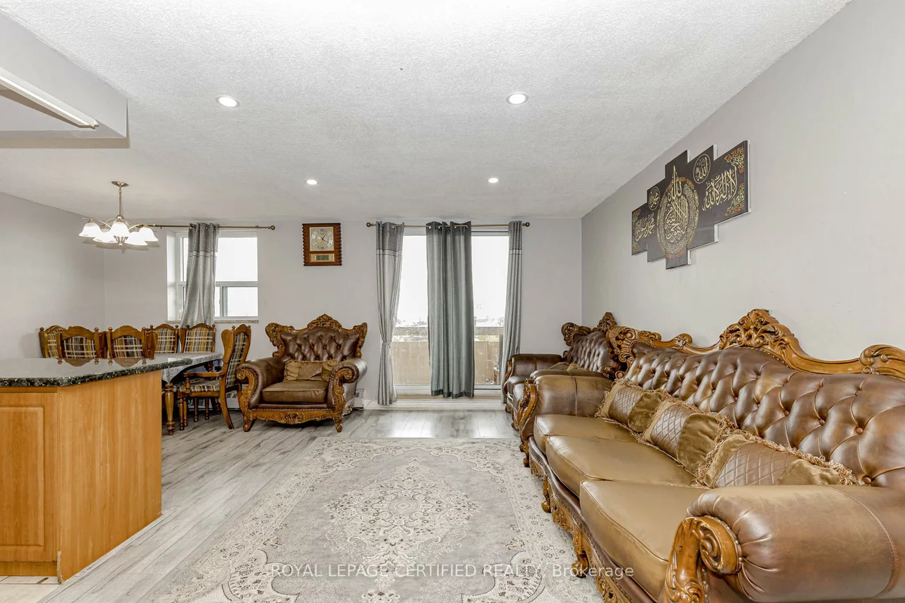 3577, Derry, Malton, Mississauga