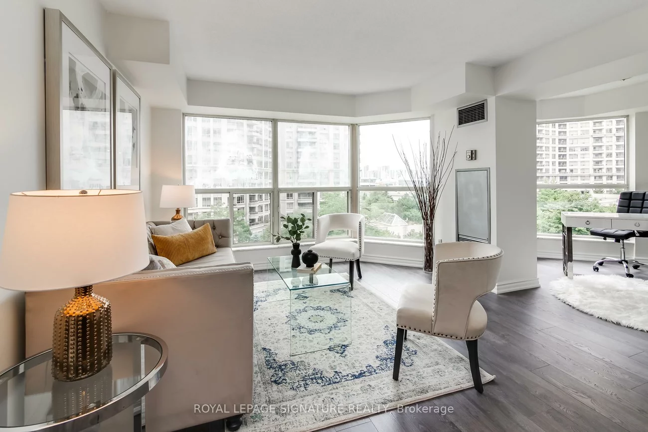 325, Webb, City Centre, Mississauga