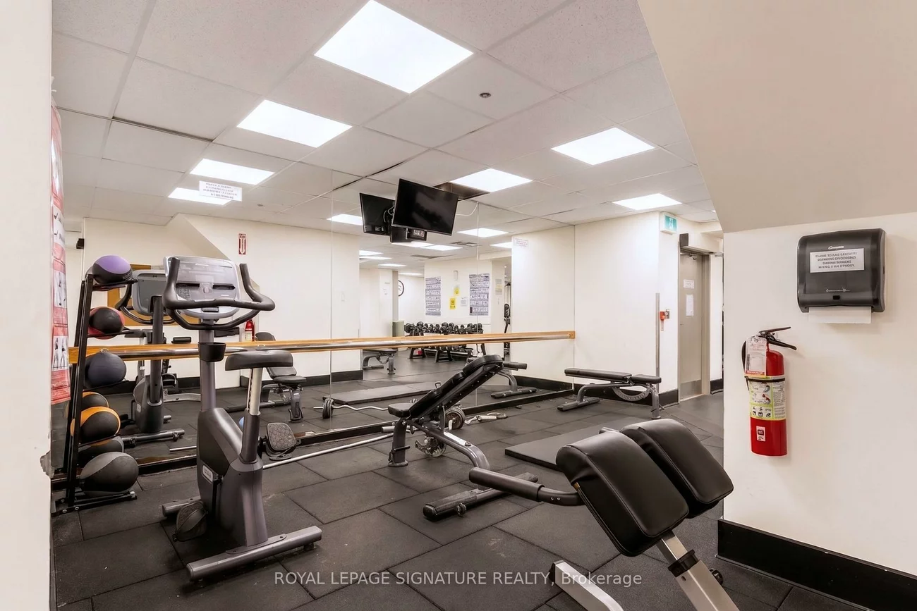 325, Webb, City Centre, Mississauga