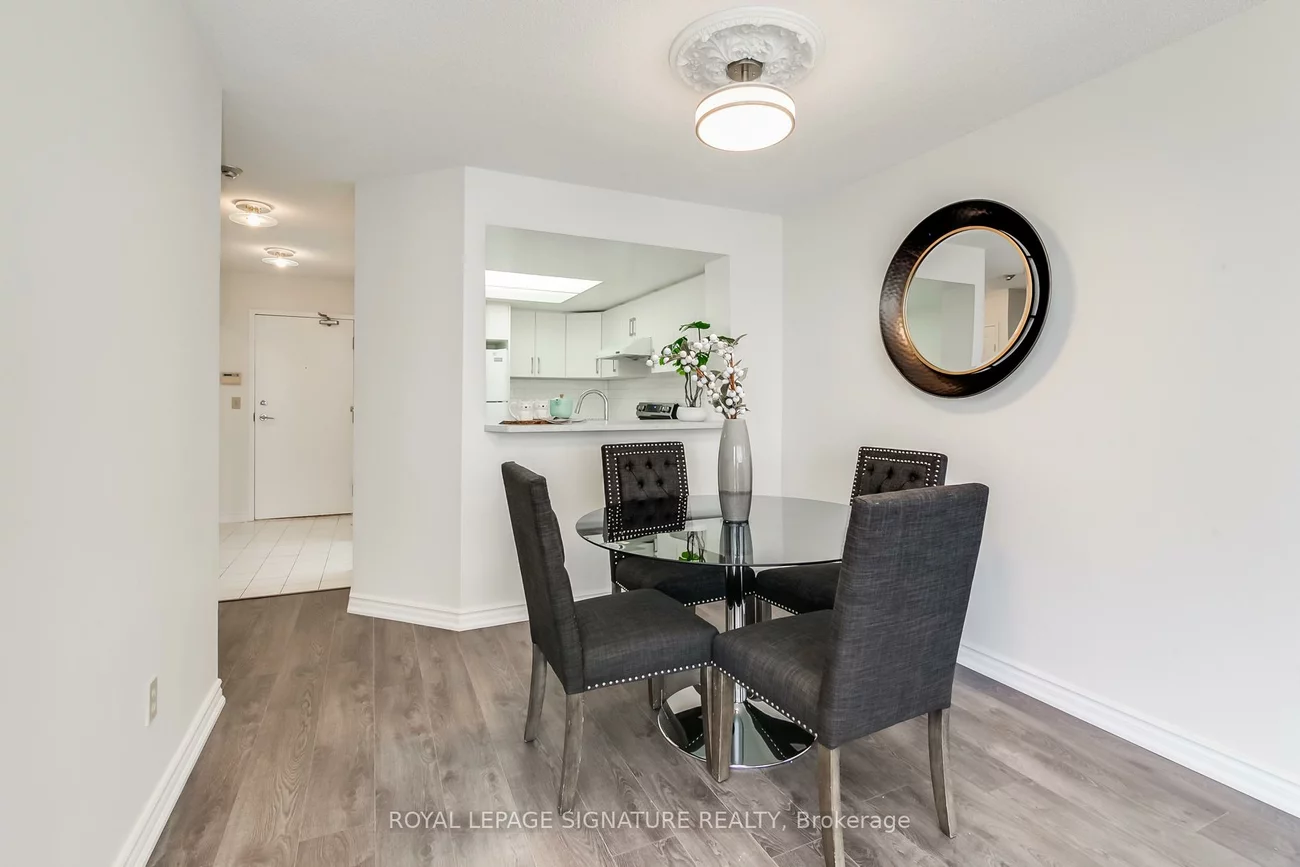 325, Webb, City Centre, Mississauga