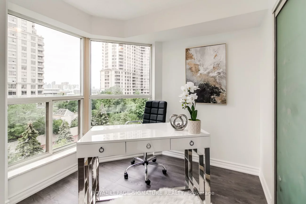 325, Webb, City Centre, Mississauga